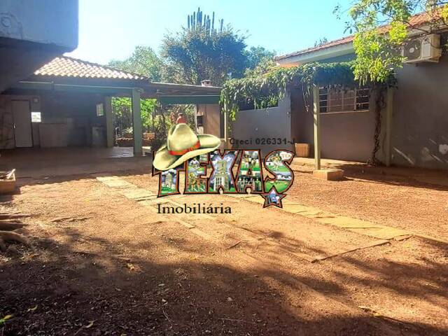 #4516 - Terreno para Venda em Santa Cruz do Rio Pardo - SP - 1