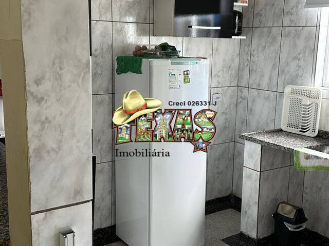 Salão Comercial para Venda em Ferraz de Vasconcelos - 4