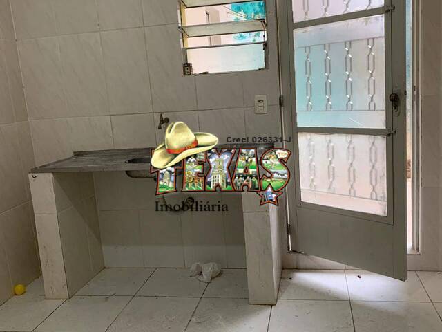 Locação em VILA CARMOSINA - São Paulo