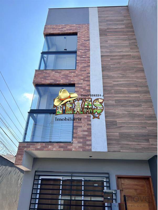 SOBRADO TRIPLEX NA PENHA DE FRANÇA