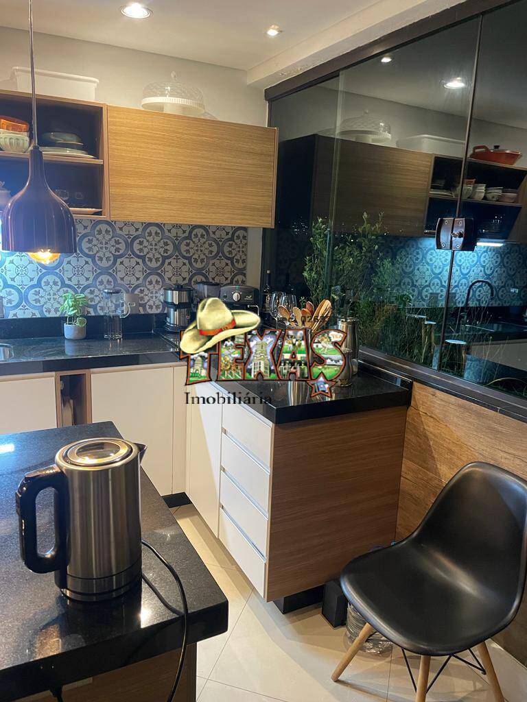 VENDE-SE 2 CASAS, ESTILO SOBRADO NO JARDIM BRASÍLIA