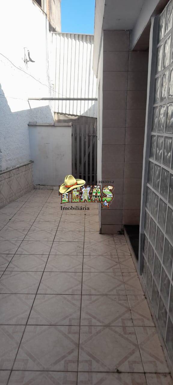 Casa, 2 quartos, 200 m² - Foto 15