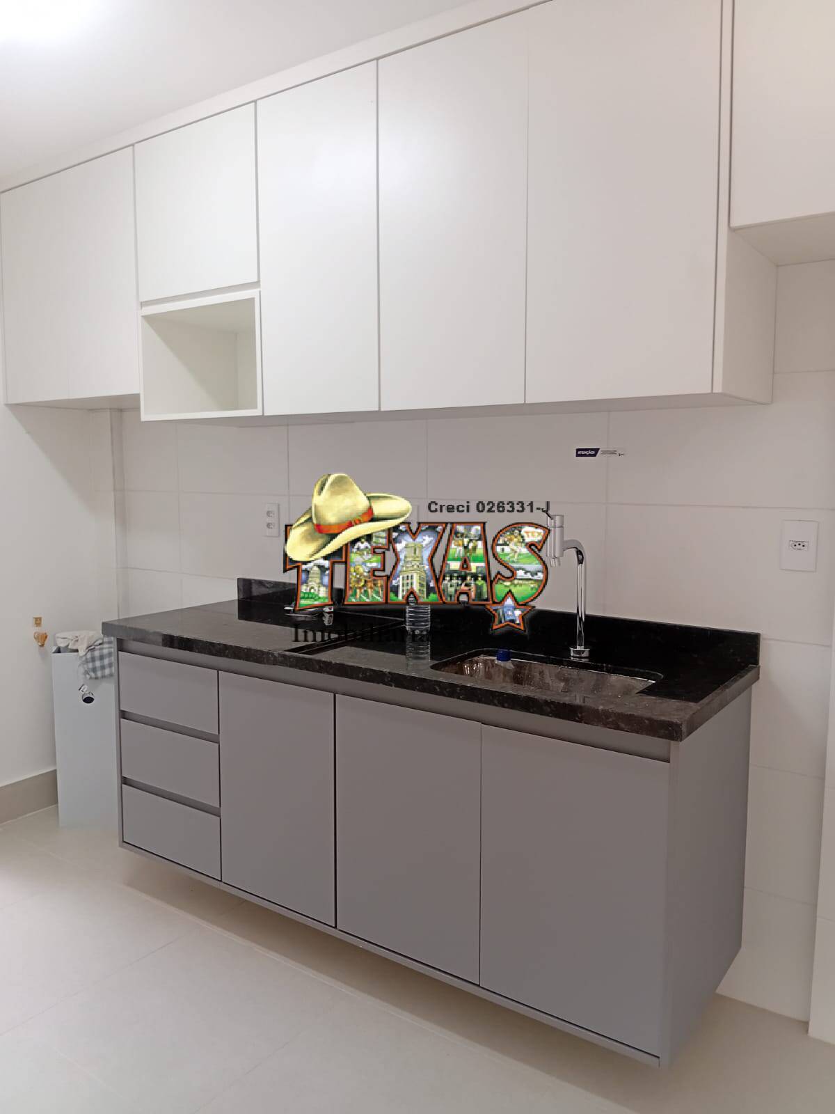 Apartamento, 3 quartos, 140 m² - Foto 1