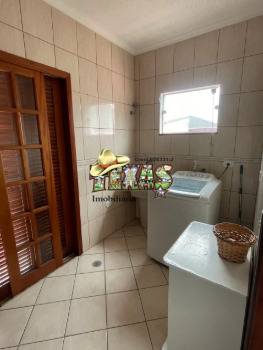 Casa, 6 quartos, 300 m² - Foto 4