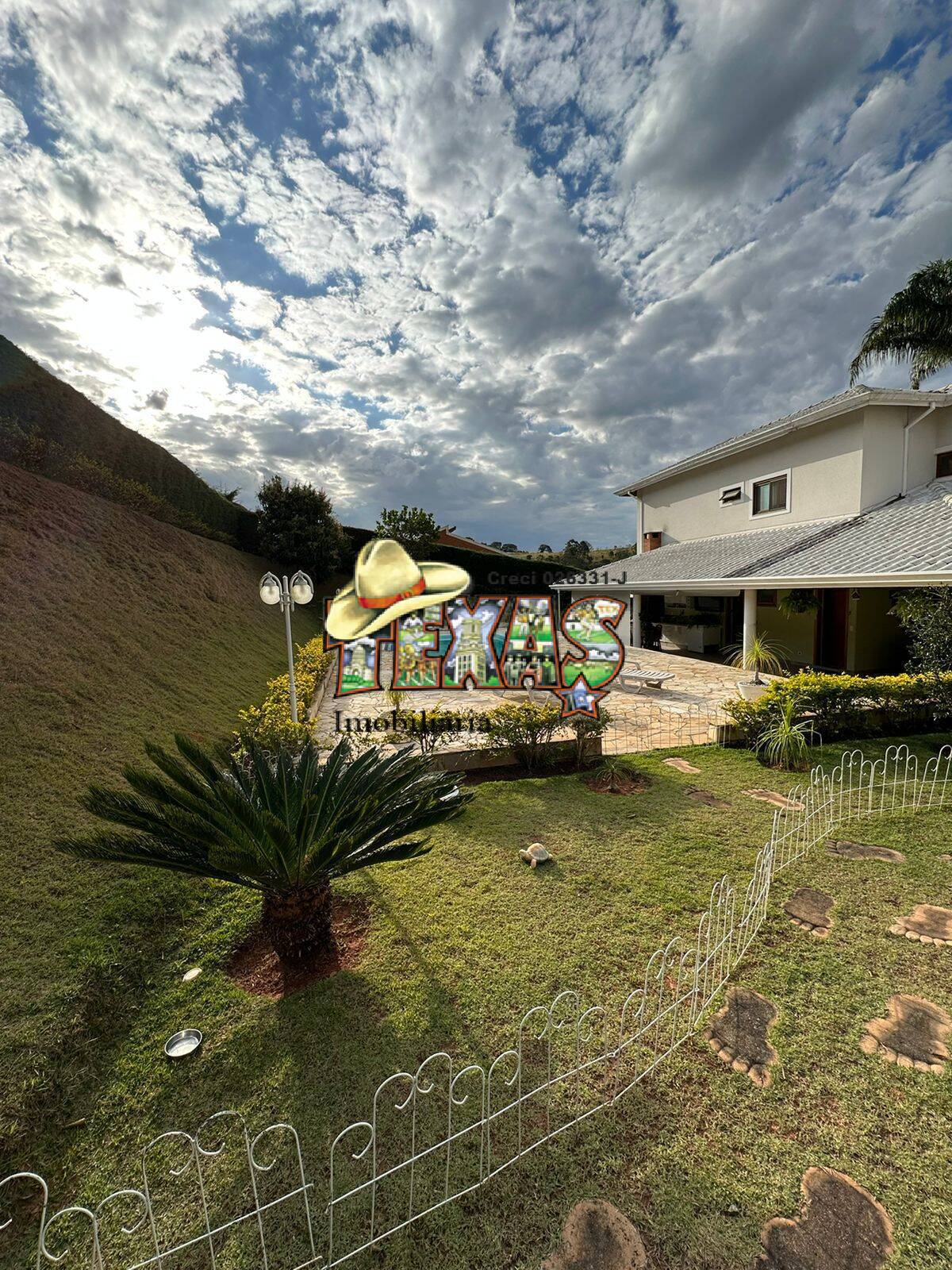 CASA EM CONDOMINIO A VENDA DE ALTO PADRÃO EM BRAGANÇA PAULISTA